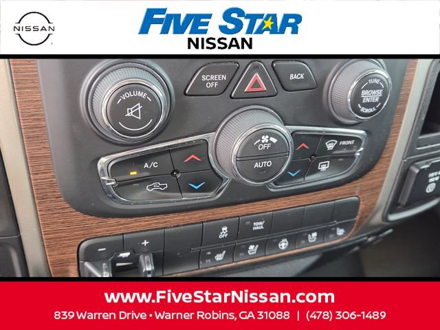 Used 2017 RAM 1500 Laramie RWD image 23