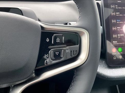 New 2025 Volvo EX30 Ultra w/ Protection Package Premier image 18