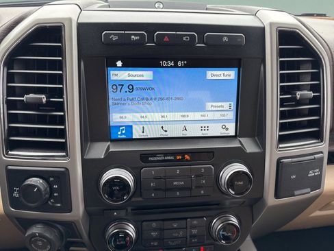 Used 2018 Ford F150 Lariat w/ Equipment Group 502A Luxury image 16