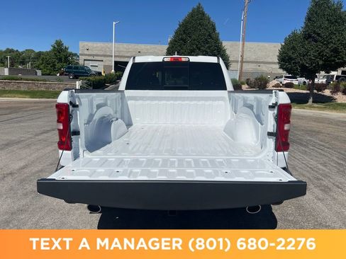 New 2026 RAM 1500 Laramie AWD/4WD image 23
