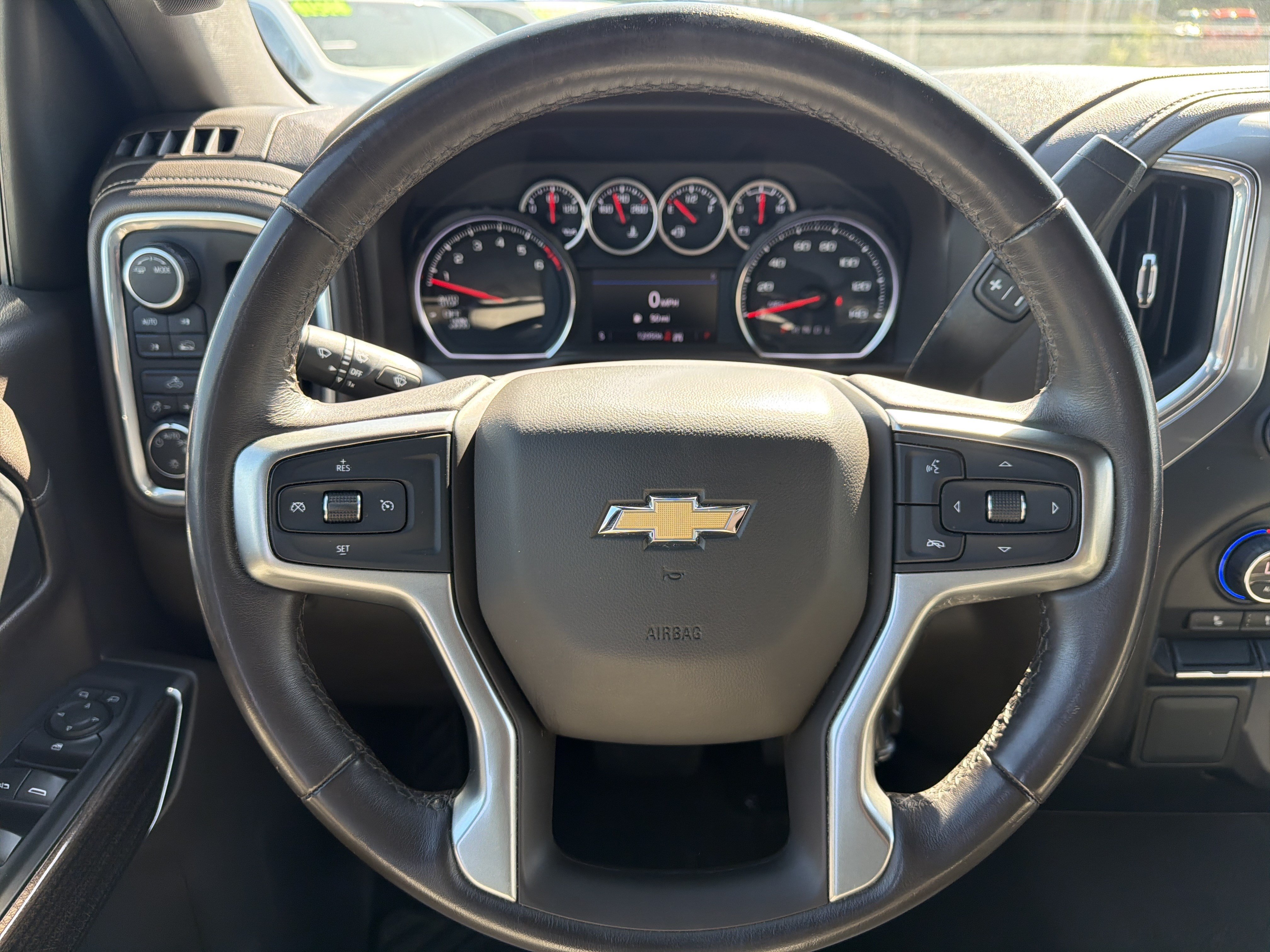 Used 2021 Chevrolet Silverado 1500 LT w/ Fleet Comfort Package AWD/4WD image 12