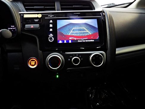 Used 2018 Honda Fit EX image 19