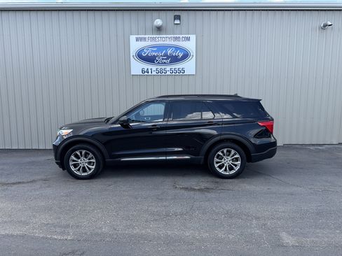 Used 2023 Ford Explorer XLT w/ Equipment Group 202A AWD/4WD image 1