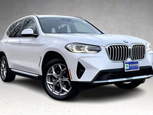 Used 2022 BMW X3 xDrive30i w/ Premium Package 2 image 3