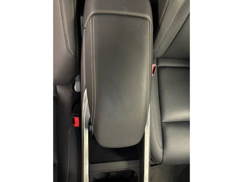 Used 2025 Lucid Air Pure RWD image 29