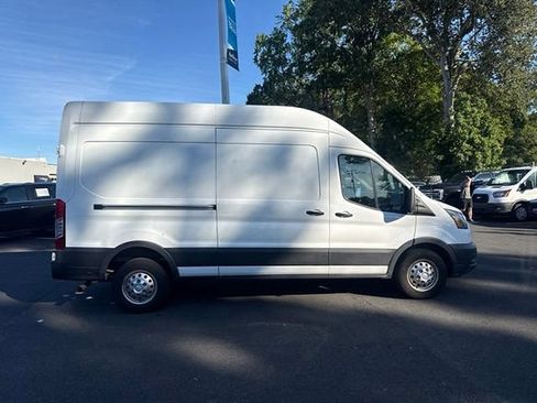 Used 2023 Ford Transit 250 148 High Roof AWD image 10