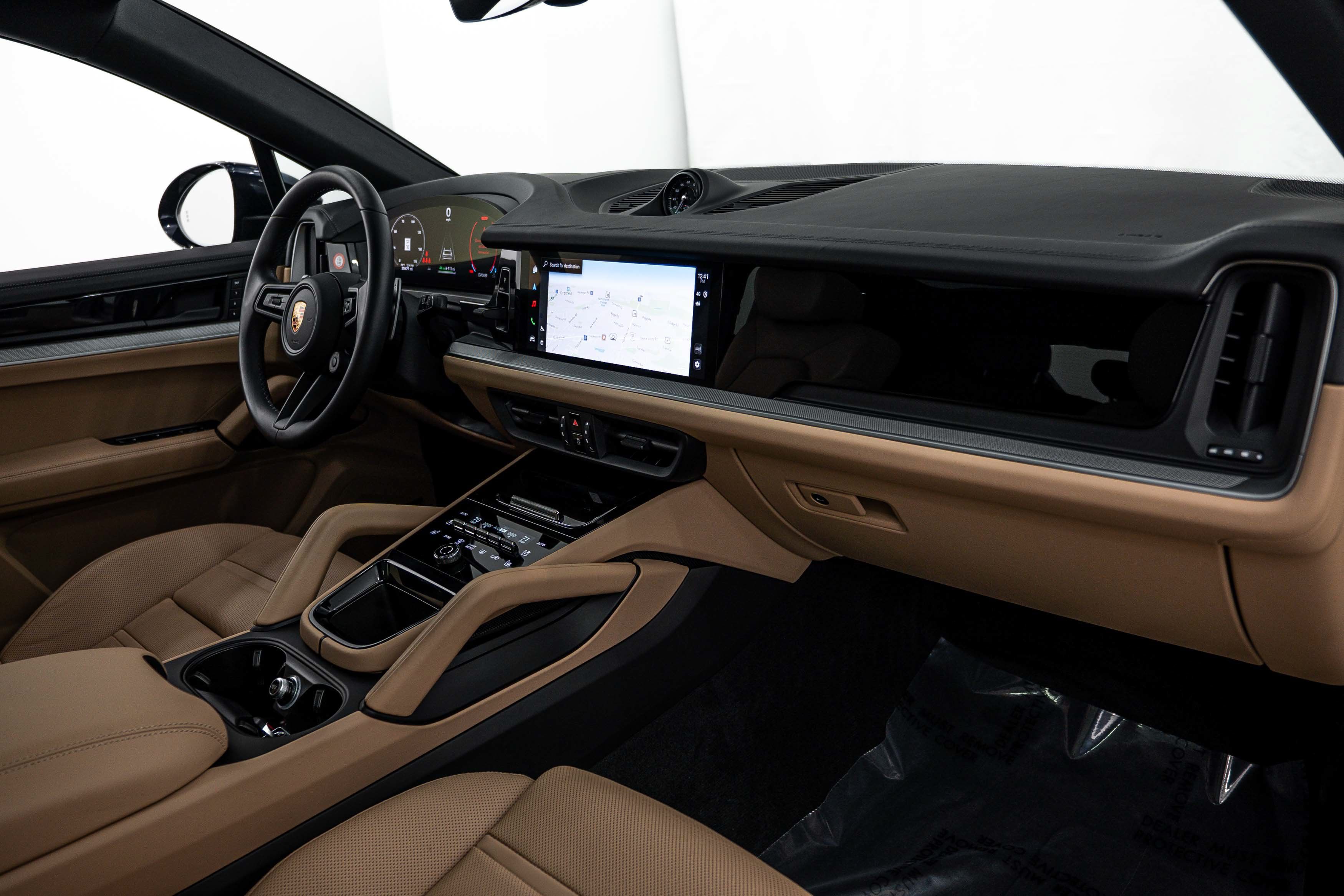 Certified 2024 Porsche Cayenne Coupe AWD/4WD image 14