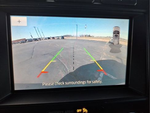 Used 2021 Ford Expedition XLT image 30