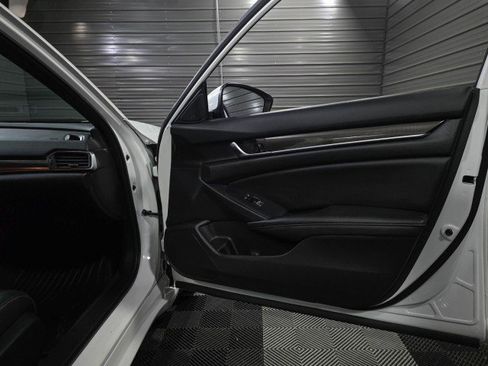 Used 2020 Honda Accord Sport image 31