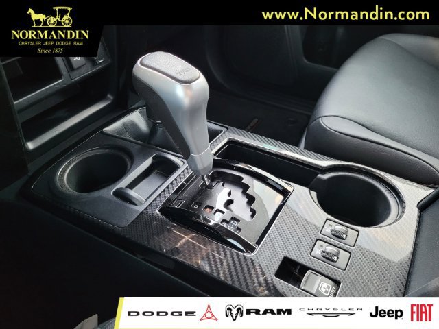 Used 2024 Toyota 4Runner TRD Off-Road Premium AWD/4WD image 12