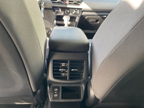 Used 2024 Kia Seltos LX image 22