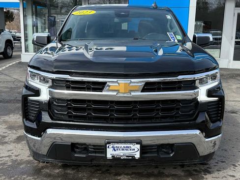 Used 2023 Chevrolet Silverado 1500 LT image 2