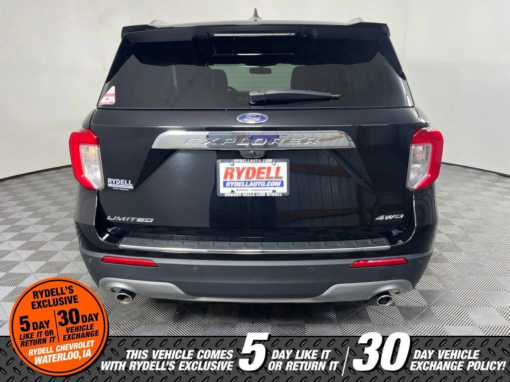 Used 2021 Ford Explorer Limited w/ Equipment Group 301A AWD/4WD image 5
