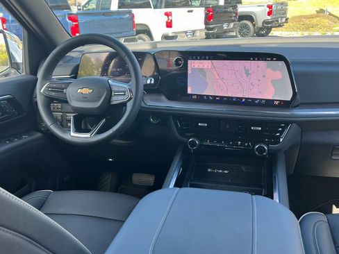 Certified 2026 Chevrolet Tahoe Premier w/ Sun And Tow Package AWD/4WD image 21