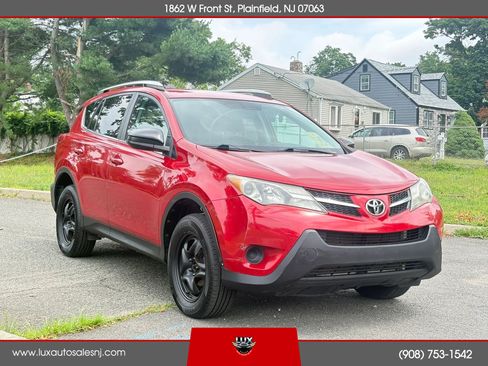Used 2014 Toyota RAV4 LE AWD/4WD image 4