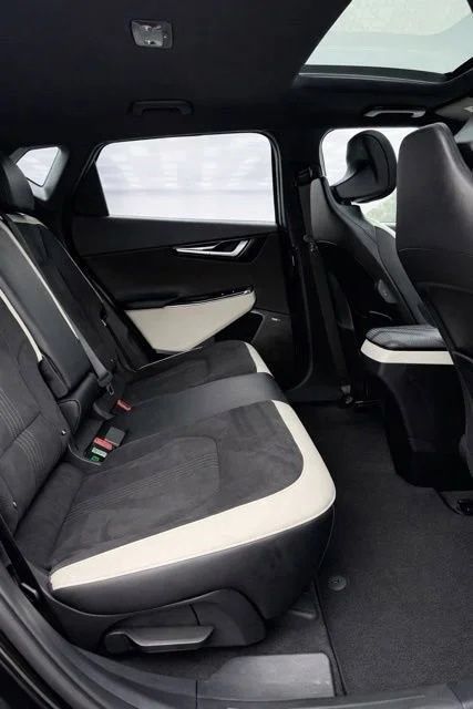 Used 2023 Kia EV6 GT-Line w/ GT-Line Suede Seat Package AWD/4WD image 10