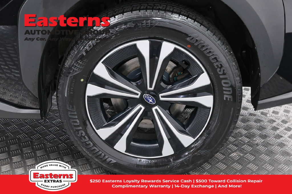 Used 2023 Subaru Solterra AWD image 30