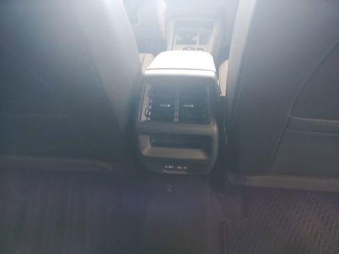 New 2026 Volkswagen Tiguan SE R-Line image 20