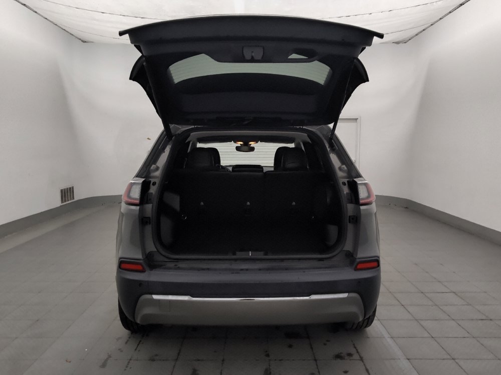 Used 2019 Jeep Cherokee Limited FWD image 29
