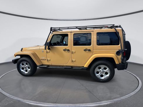 Used 2014 Jeep Wrangler Unlimited Sahara w/ Dual Top Group image 3