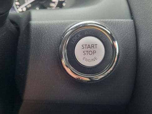 Used 2022 Nissan Armada Platinum w/ Captain's Chairs Package image 25