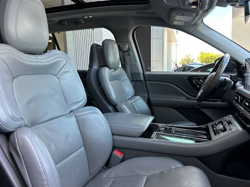 Used 2021 Lincoln Aviator Grand Touring w/ Equipment Group 301A AWD/4WD image 27