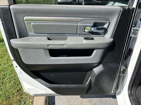 Used 2019 RAM 1500 Warlock AWD/4WD image 41