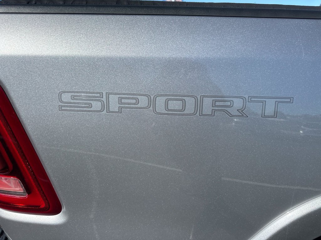 Used 2020 RAM 1500 Laramie w/ Sport Appearance Package AWD/4WD image 32