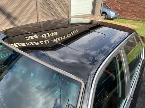 Used 1989 BMW 735i image 8