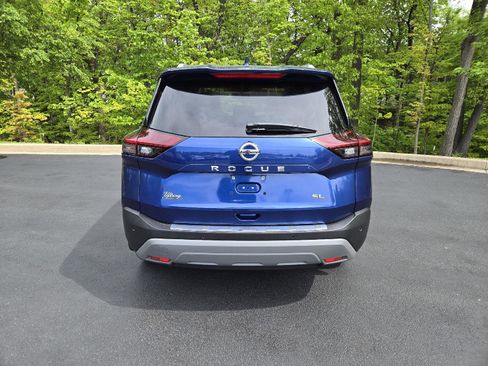 Used 2021 Nissan Rogue SL FWD image 8