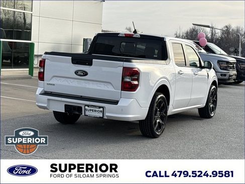 Used 2025 Ford Maverick Lobo image 3