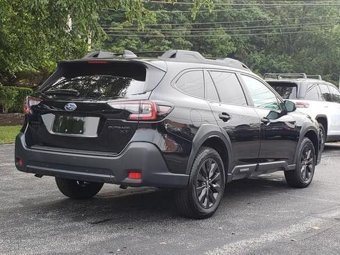 Used 2025 Subaru Outback Onyx Edition XT AWD/4WD image 3
