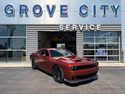 Used 2023 Dodge Challenger SRT Hellcat RWD image 1