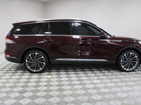 Used 2022 Lincoln Aviator Reserve w/ Equipment Group 201A AWD/4WD image 13