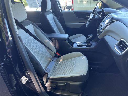 Used 2023 Chevrolet Equinox LS w/ Driver Confidence II Package AWD/4WD image 15