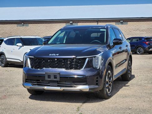 New 2026 Kia Sorento S w/ S Panoramic Sunroof Package FWD image 4