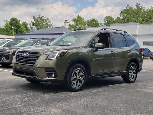 Certified 2024 Subaru Forester Premium AWD/4WD image 8