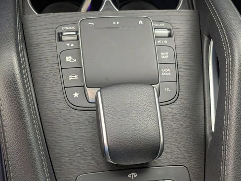 Used 2022 Mercedes-Benz GLE 450 4MATIC image 25