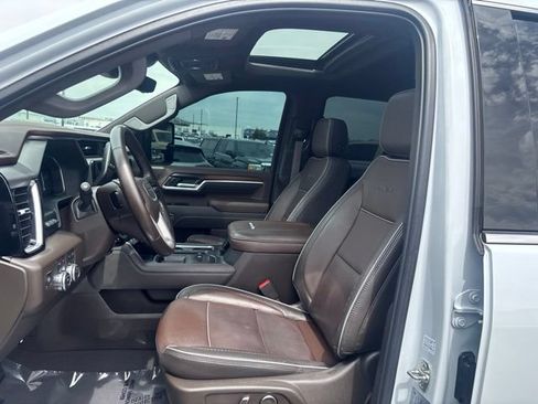 Used 2026 GMC Sierra 2500 Denali w/ Denali Reserve Package AWD/4WD image 14