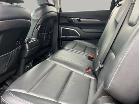 Used 2022 Kia Telluride LX image 21