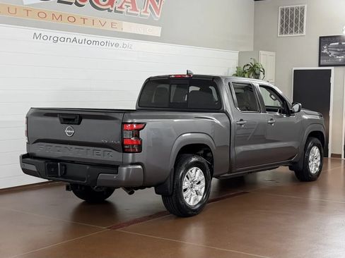 Used 2022 Nissan Frontier SV w/ Technology Package AWD/4WD image 3