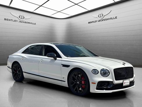 Certified 2024 Bentley Flying Spur S V8 image 34