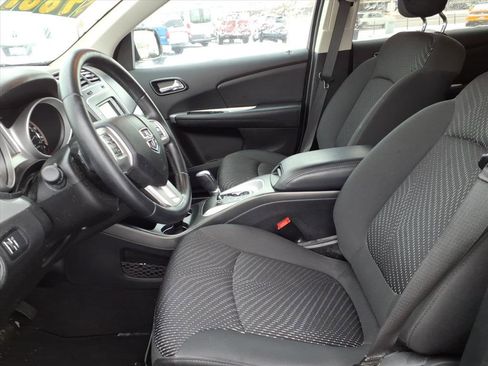 Used 2018 Dodge Journey SE w/ Connectivity Group image 10