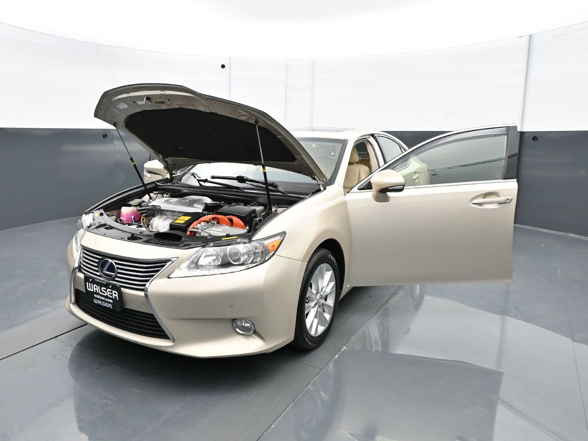 Used 2013 Lexus ES 300h w/ Luxury Pkg FWD image 33