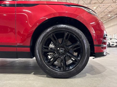 Used 2021 Land Rover Range Rover Velar R-Dynamic S image 19