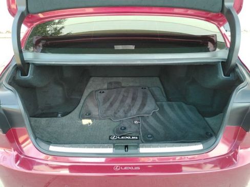 Used 2018 Lexus LS 500 w/ Interior Upgrade Package image 24