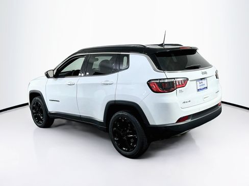 Used 2023 Jeep Compass Limited AWD/4WD image 7