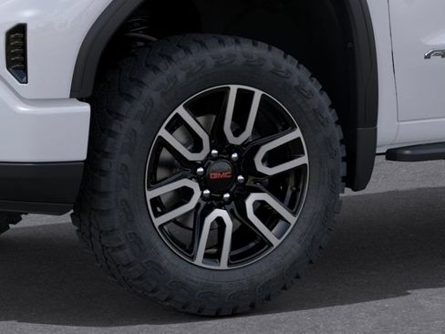 New 2026 GMC Sierra 1500 AT4 w/ AT4 Premium Package AWD/4WD image 9