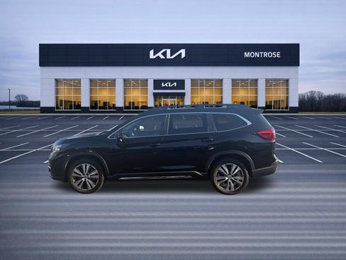 Used 2022 Subaru Ascent Limited AWD/4WD image 9