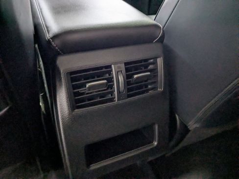 Used 2025 Mitsubishi Outlander SE AWD/4WD image 25